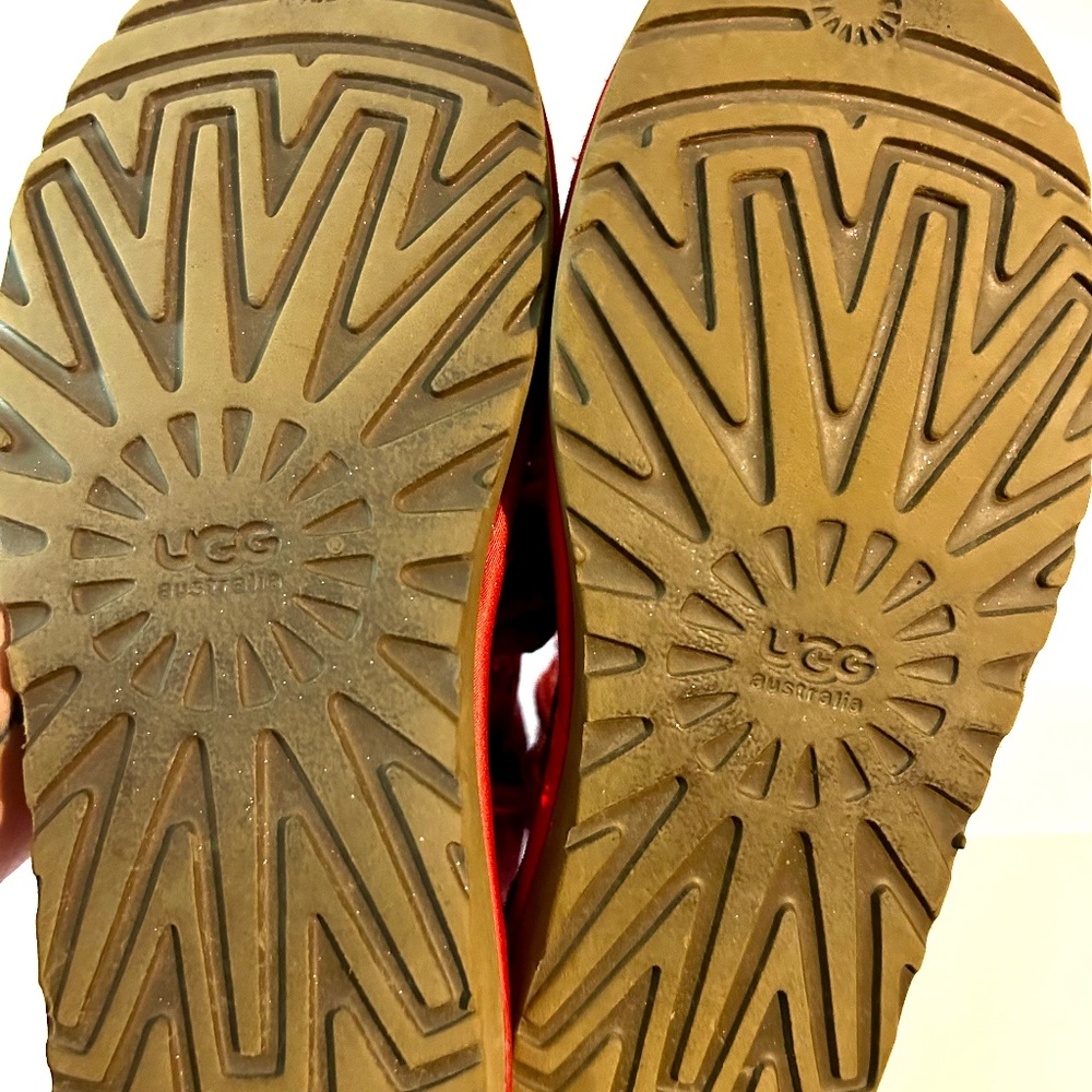 UGG Classic Sequin Boot - Picture 6 of 6